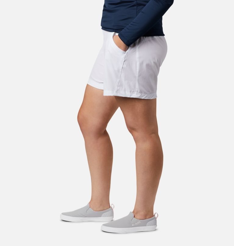 Women's Columbia PFG Coral Point III Shorts White | Plus Size CA-K4L83